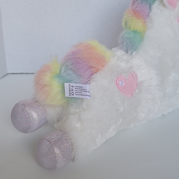 FAO Schwarz Unicorn Rainbow Colors LED Glow Lights and Sound Stuffed Plush Toy - Picture 9 of 17